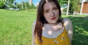 Làm tình cực sung trên xe với cô em chân dài trong chuyến đi